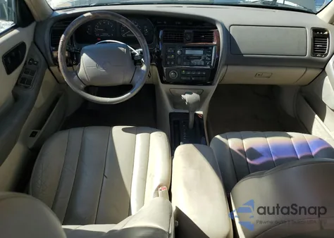 1998 Toyota Avalon Xl z USA, uszkodzony, nr VIN 4T1BF18B2WU282710